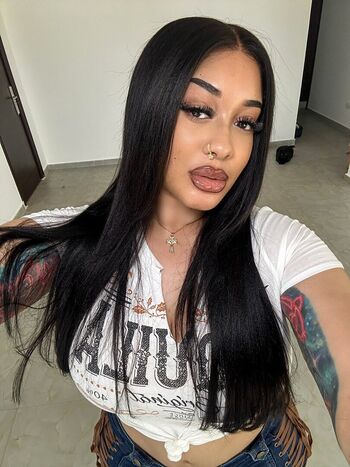Leaked Kristiana king private photo viral onlyfans