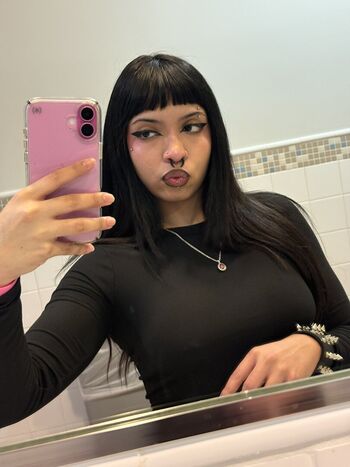 Leaked Kristicore private photo viral onlyfans