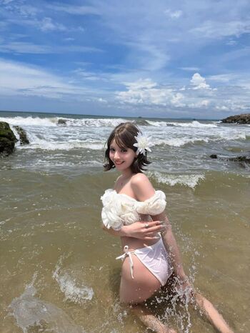 Leaked Kriti karmakar private photo viral onlyfans