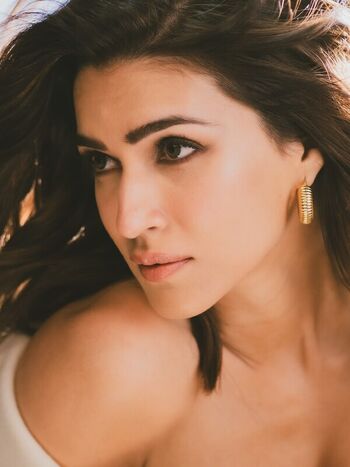 Leaked Kriti sanon private photo viral onlyfans