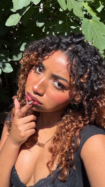 Leaked Krystalogy private photo viral onlyfans