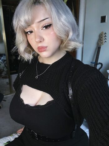 Leaked Kvwviiju page private photo viral onlyfans