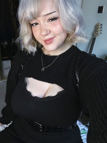 Leaked Kvwviiju page private photo viral onlyfans