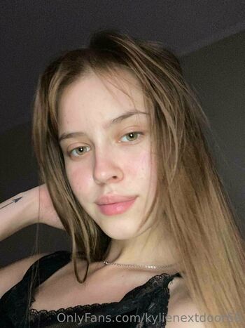 kylienextdoor69