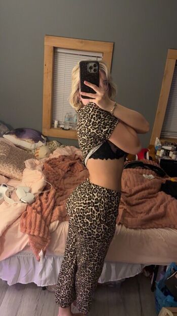 Leaked Kyliestover private photo viral onlyfans