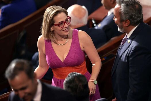 Leaked Kyrsten sinema private photo viral onlyfans