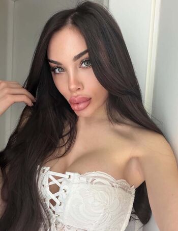 l.staikovska