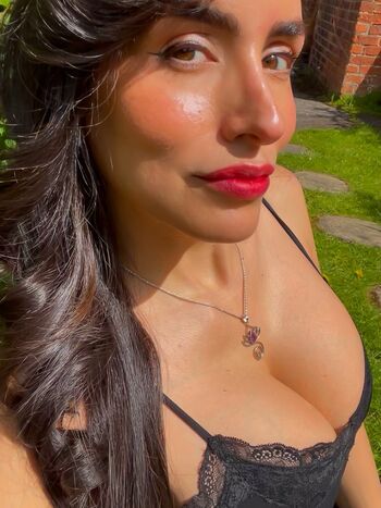 Leaked La layana rous page private photo viral onlyfans