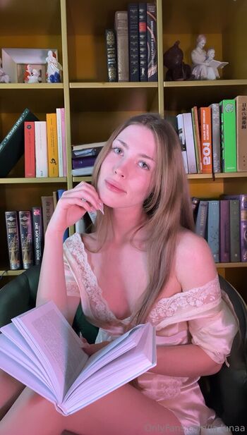 Leaked La lunaa private photo viral onlyfans