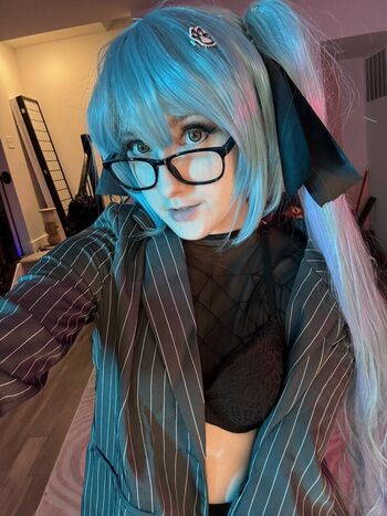 Labinnak Mangoloo Cosplay