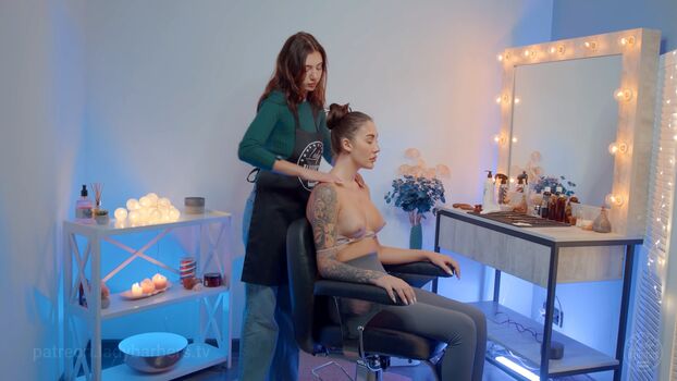 Lady Barbers Asmr