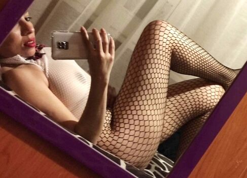 Lady_Nana