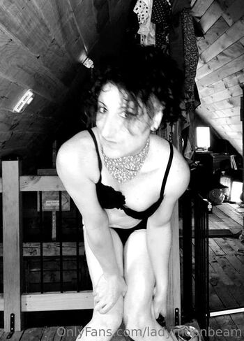 Leaked Ladymoonbeam private photo viral onlyfans