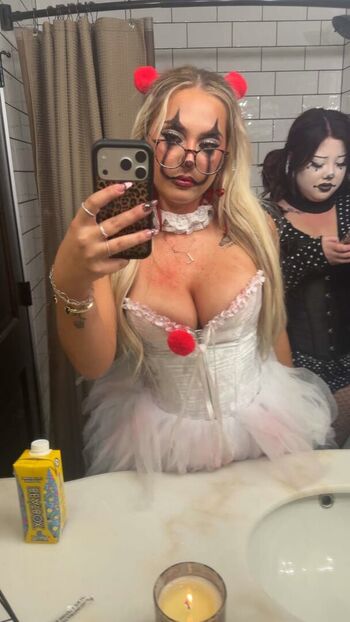 ladyybugloverr