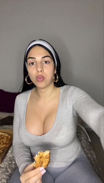 Leaked Lamujerbuenaa private photo viral onlyfans