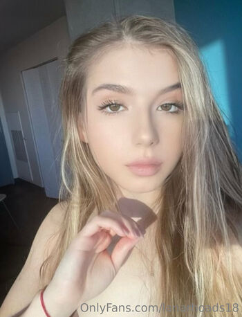 Leaked Lanarhoads private photo viral onlyfans