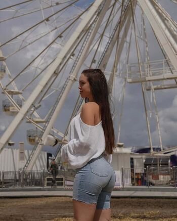 Leaked Lara stxx private photo viral onlyfans