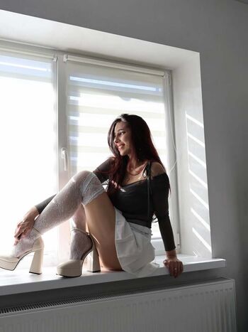 Leaked Larapechika private photo viral onlyfans