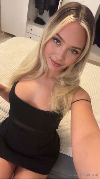 Leaked Lararosenfeld private photo viral onlyfans
