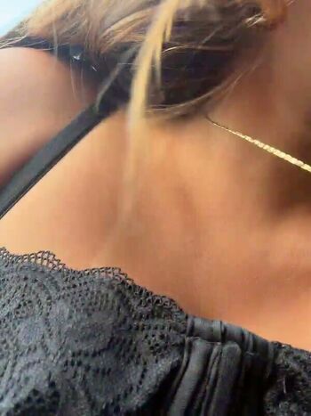 Leaked Lariic private photo viral onlyfans