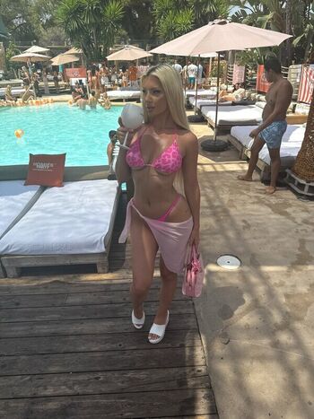 Leaked Larisa ceh private photo viral onlyfans