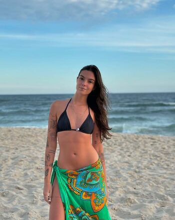 Leaked Larissa jardim private photo viral onlyfans
