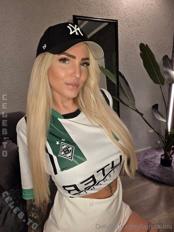 Leaked Larissa lou private photo viral onlyfans