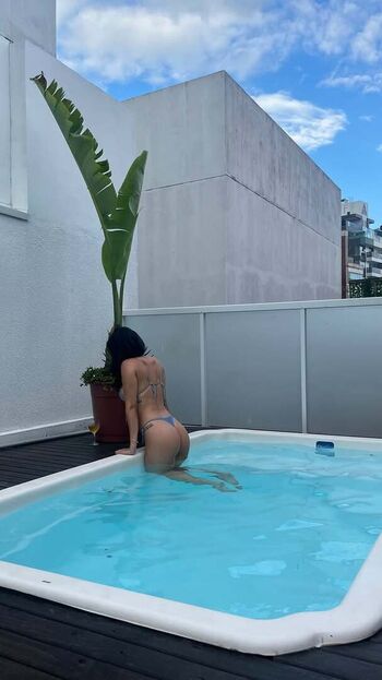 Leaked Larissapelissaro private photo viral onlyfans