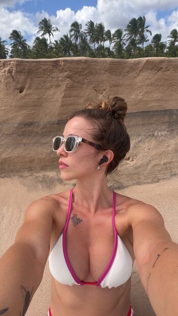 Leaked Laryssa ayres private photo viral onlyfans
