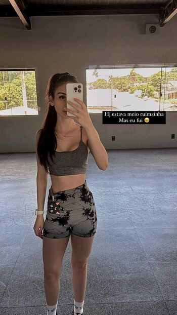 Leaked Laryssa bitencourt private photo viral onlyfans
