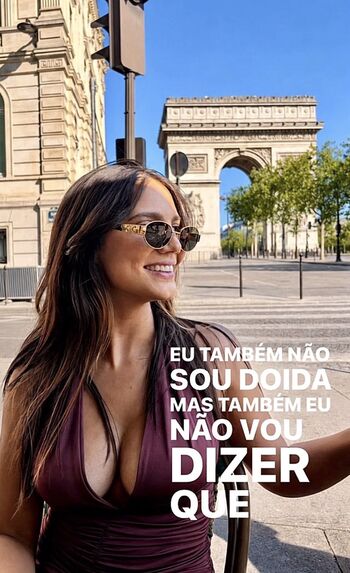 Laís Brasileira Na França