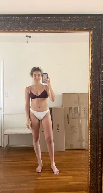 Leaked Laufey private photo viral onlyfans