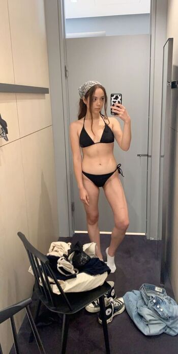 Leaked Laufey private photo viral onlyfans