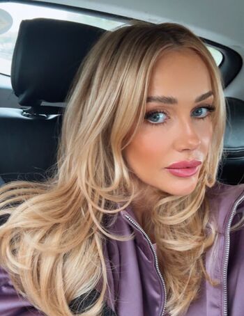 Leaked Laura anderson private photo viral onlyfans
