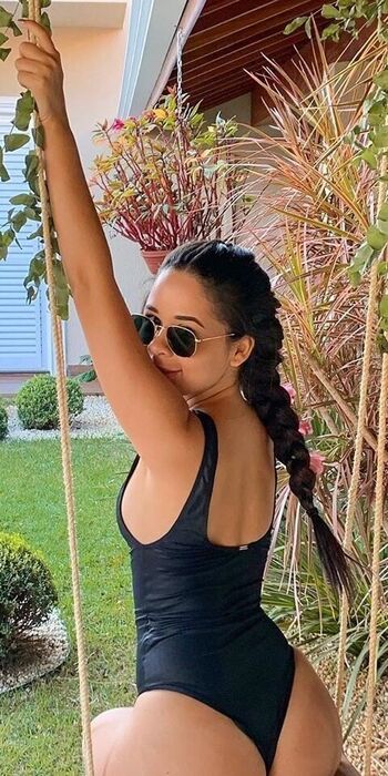 Leaked Laura brito private photo viral onlyfans