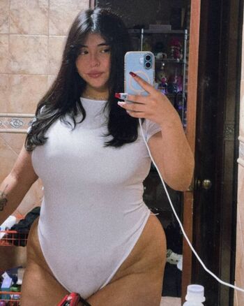 Leaked Laura caballero page private photo viral onlyfans