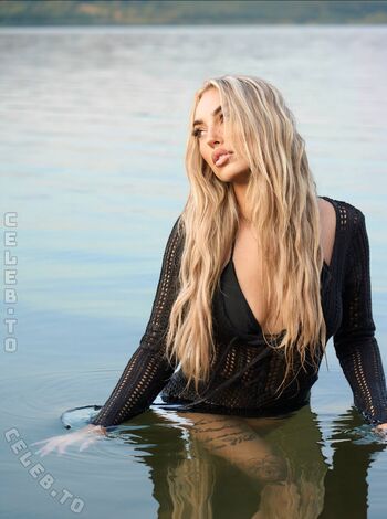 Laura Hummer