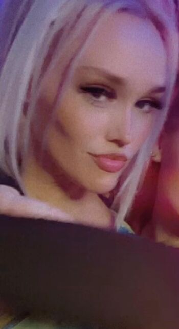 Laura Jayne