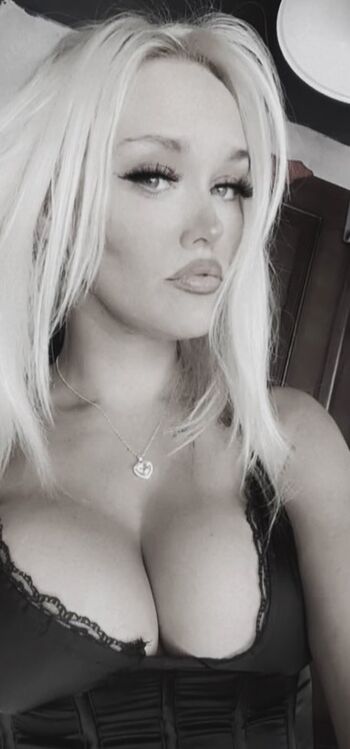 Laura Jayne