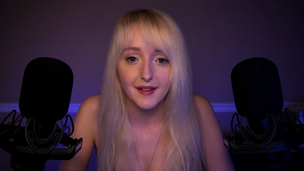 Leaked Laura lemurex private photo viral onlyfans
