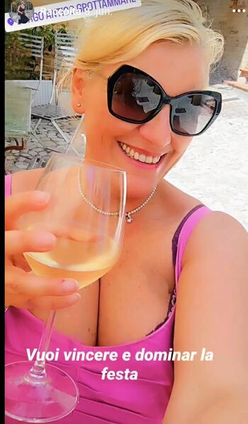 Leaked Laura leonardi page private photo viral onlyfans