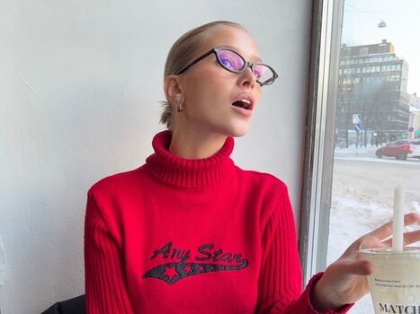 Leaked Laura oganessian page private photo viral onlyfans