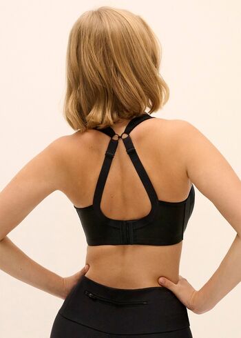 Leaked Laura oganessian page private photo viral onlyfans