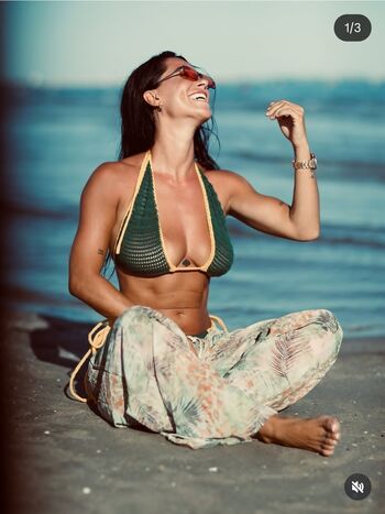 Leaked Laura petard private photo viral onlyfans
