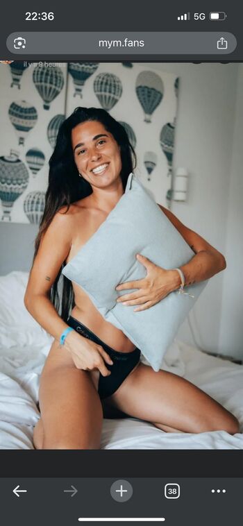 Leaked Laura petard private photo viral onlyfans