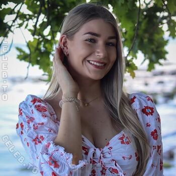 Leaked Laura ski private photo viral onlyfans