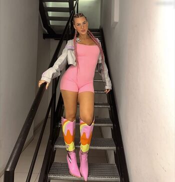 Leaked Laura vetter private photo viral onlyfans