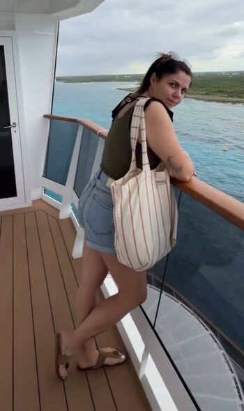 Leaked Laura private photo viral onlyfans