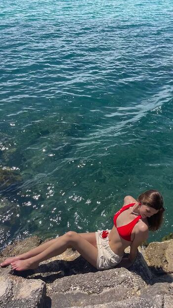 Leaked Laurafermann private photo viral onlyfans