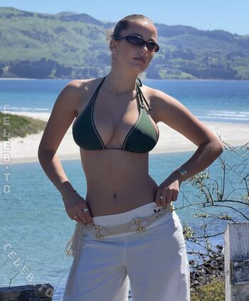 Lauramjj
